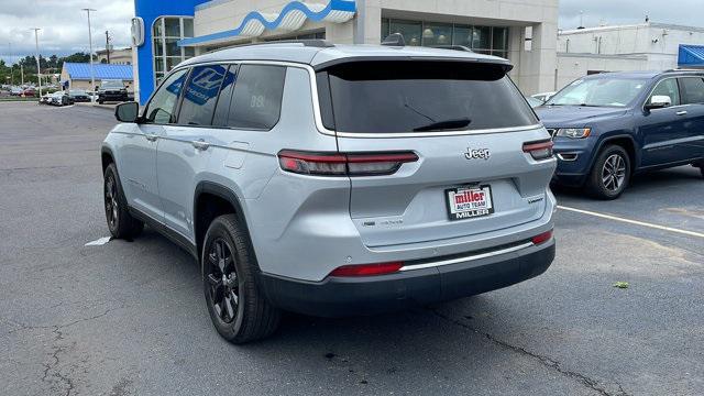 2022 jeep grand cherokee l limited