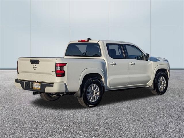 2023 nissan frontier sv