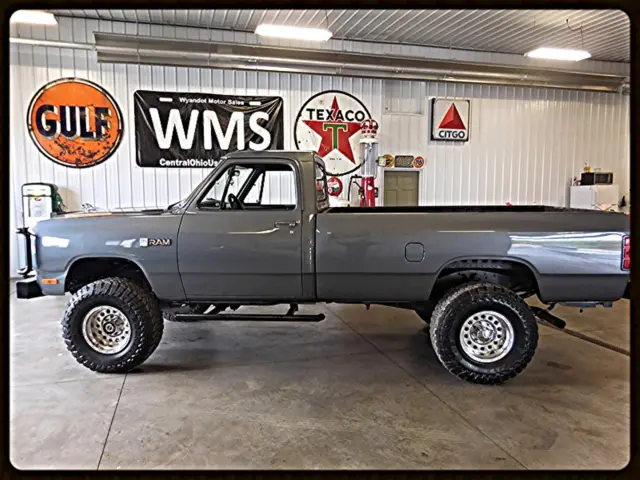 85 gray dodge ram pickup truck 4x4 440 big block 4 spd manual 3/4 ton ram 3500