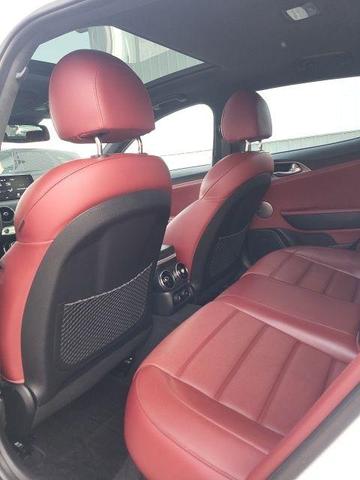 2018 kia stinger gt2