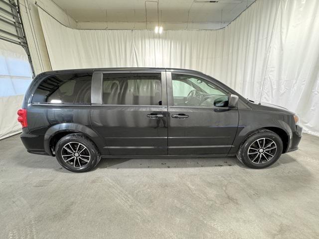 2015 dodge grand caravan avp/se