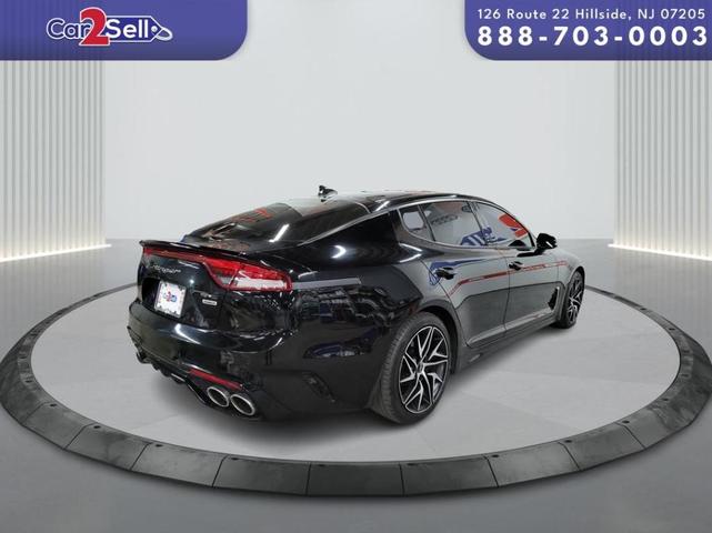 2022 kia stinger gt-line