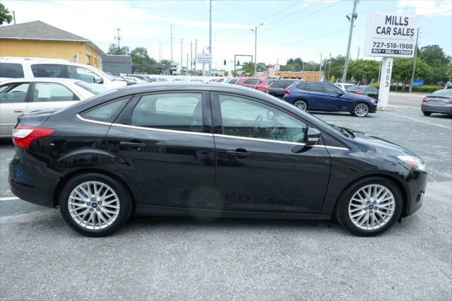 2012 ford focus sel