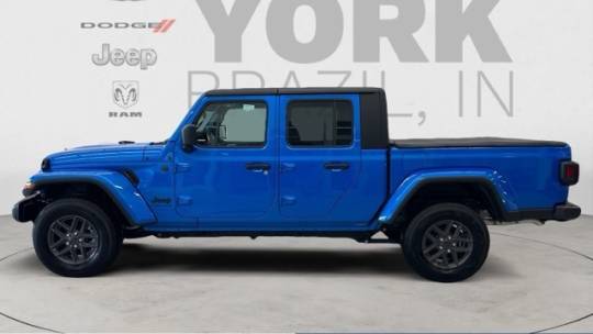 2024 Jeep Gladiator