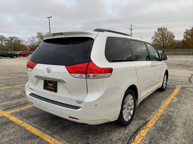 2014 toyota sienna limited