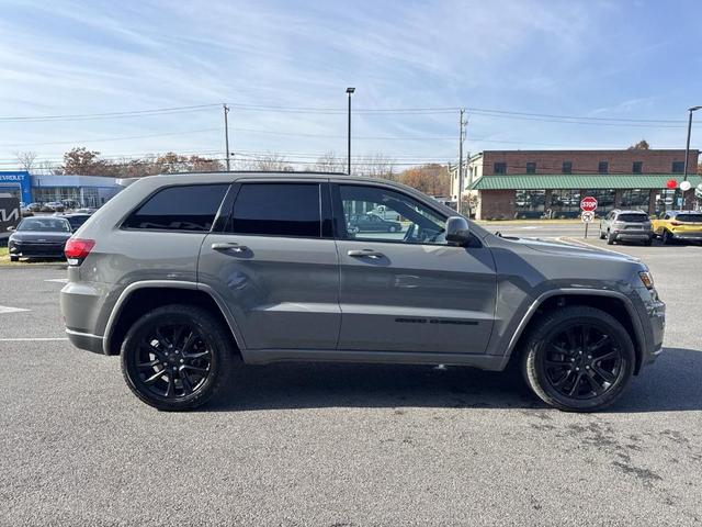 2021 jeep grand cherokee laredo x