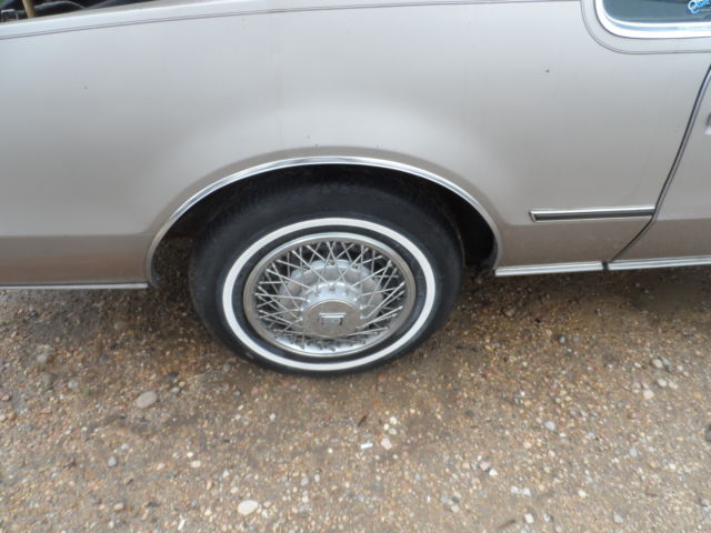 1983 oldsmobile toronado brougham coupe 2-door 5.0l
