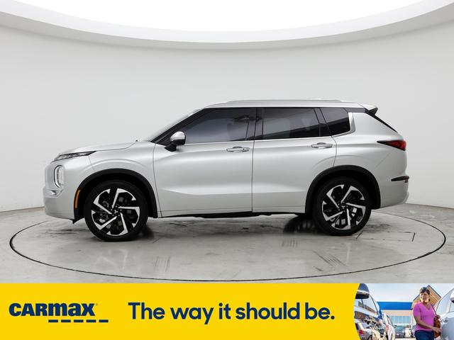 2022 mitsubishi outlander sel