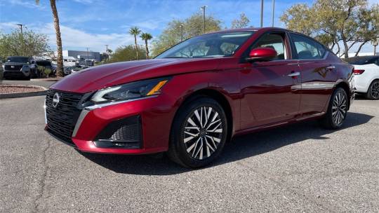 2025 Nissan Altima