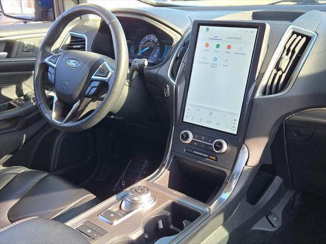 2022 ford edge titanium