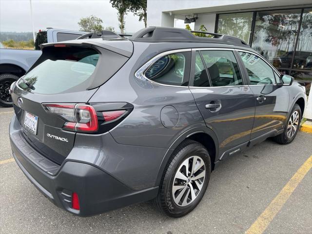 2020 subaru outback base
