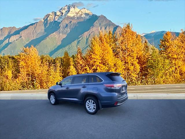 2014 toyota highlander le