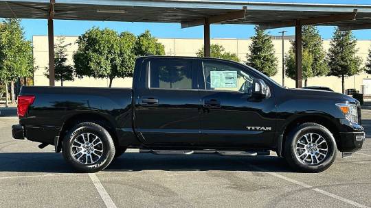 2024 Nissan Titan