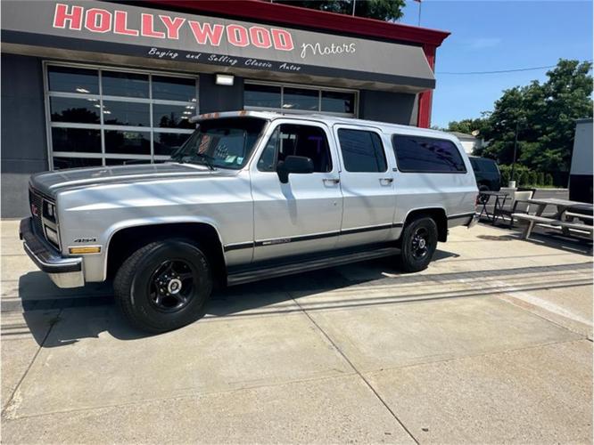 1990 gmc suburban in west babylon, new york