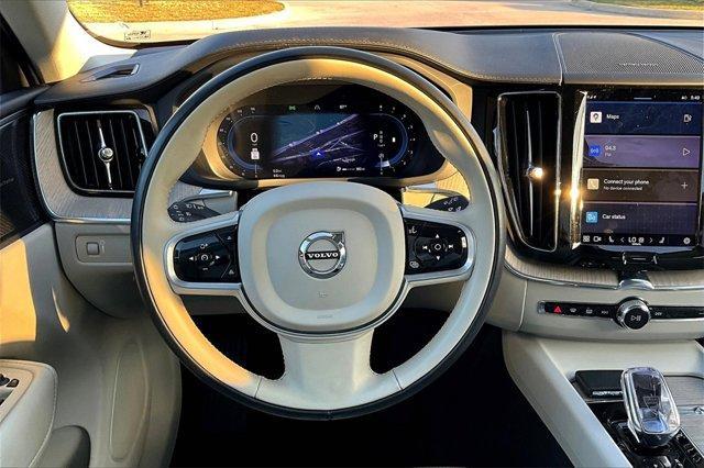 2022 volvo xc60 b5 inscription