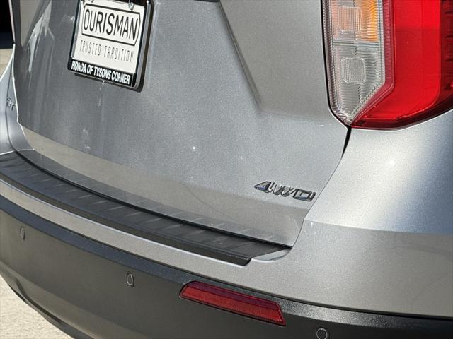 2021 ford explorer xlt