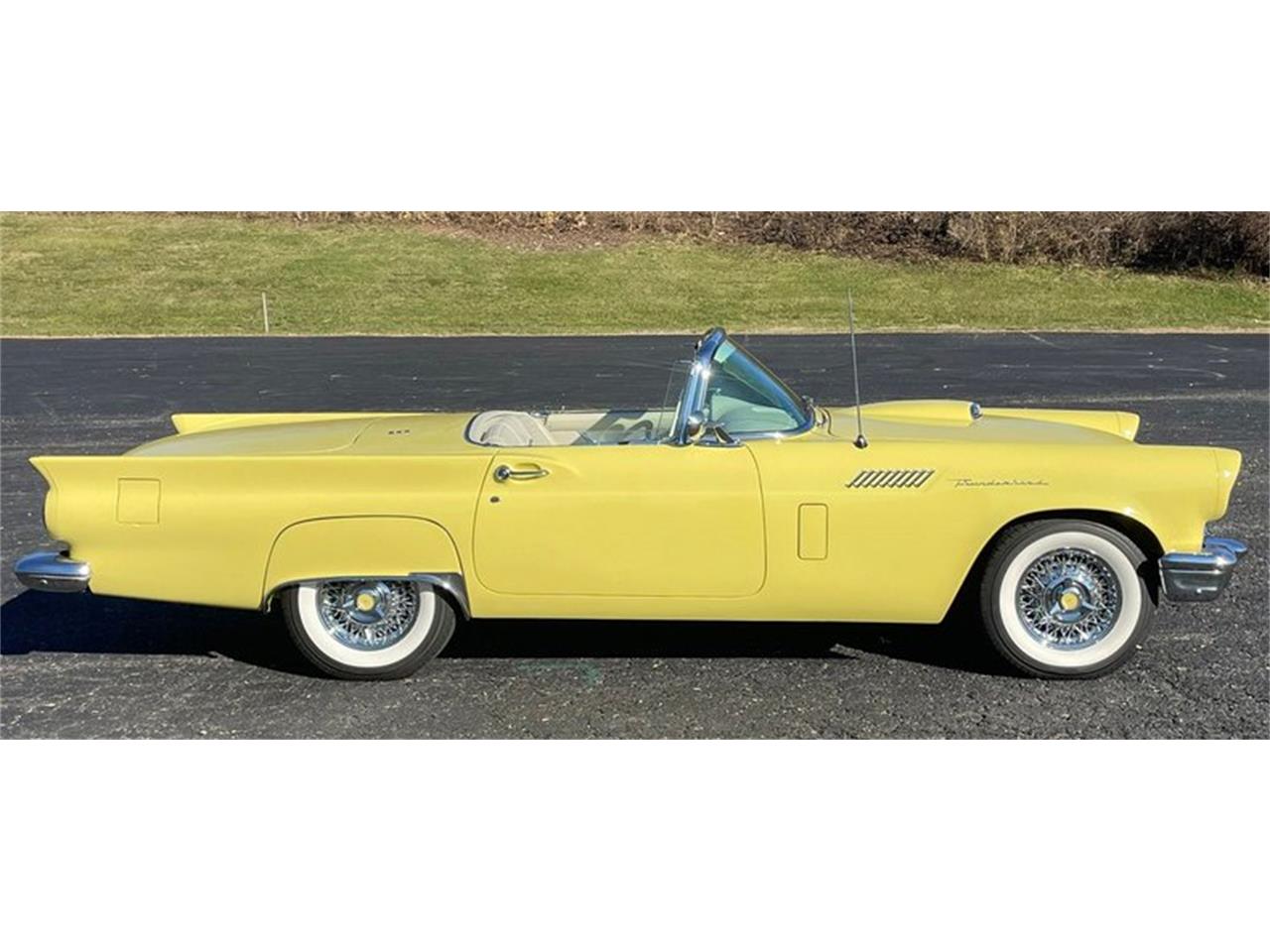 1957 ford thunderbird