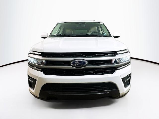 2022 ford expedition xlt