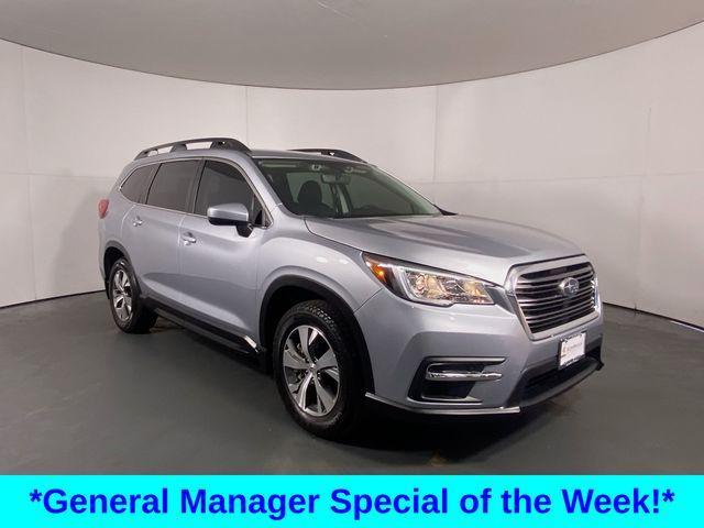 2019 subaru ascent premium 8-passenger