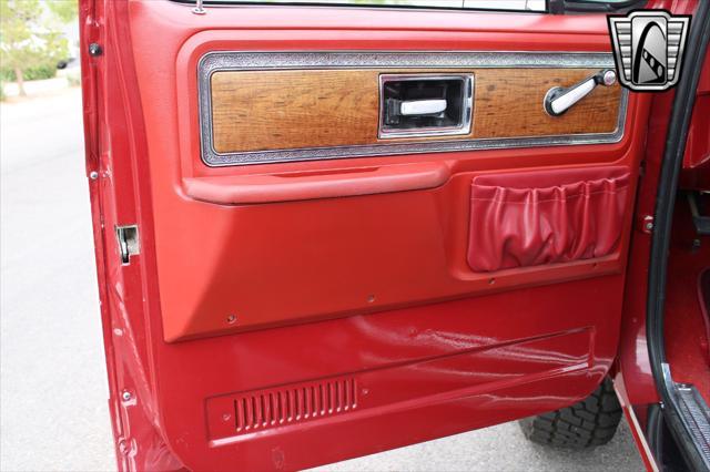 1977 chevrolet blazer base