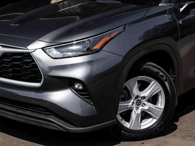 2022 toyota highlander hybrid le