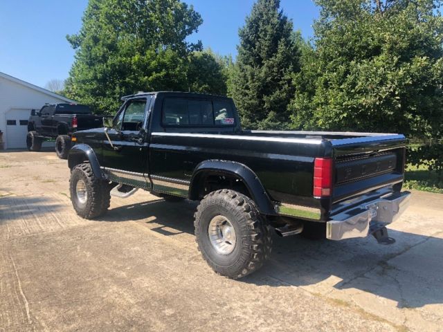 1981 ford f-150 4x4 lifted