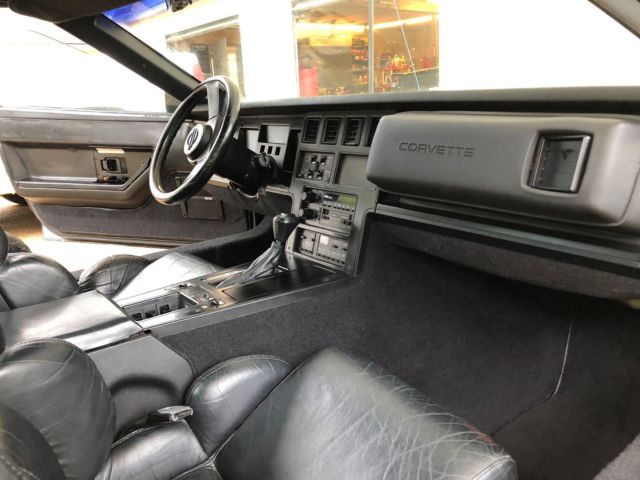 1989 c4 chevrolet corvette coupe black on black leather