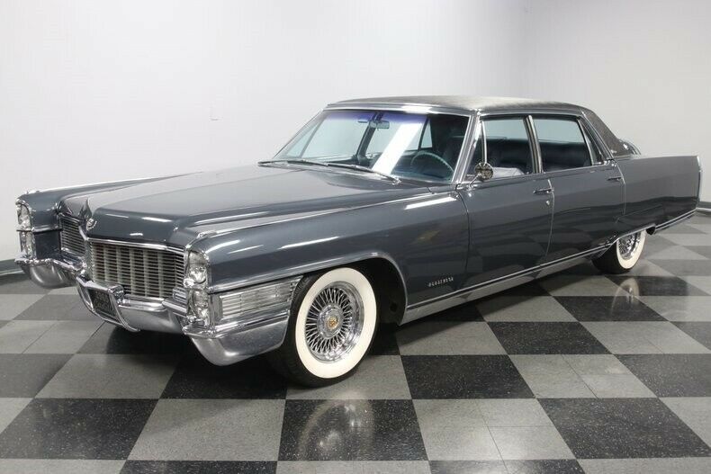 classic vintage chrome american luxury wide white walls wire wheels caddy