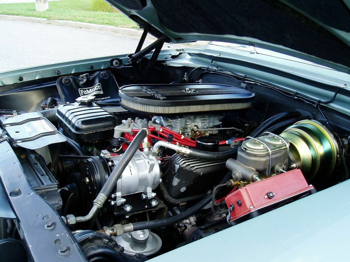 1964 ford galaxie xl .. 390 .. a/c.. must see