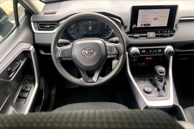 2024 toyota rav4 hybrid le