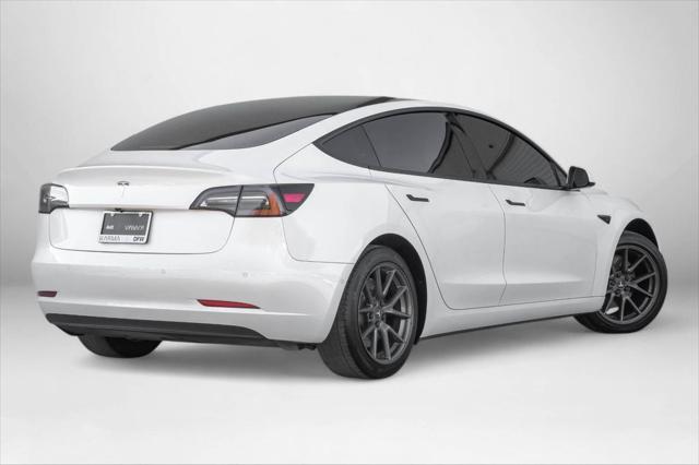 2022 tesla model 3 standard range