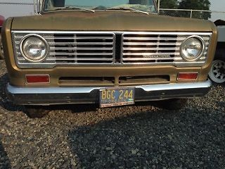 1972 international harvester 1110 1/2 ton low miles no rust