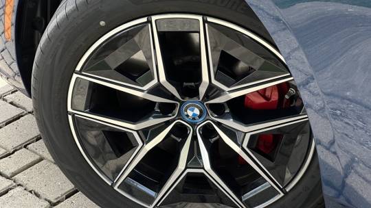 2024 BMW i5