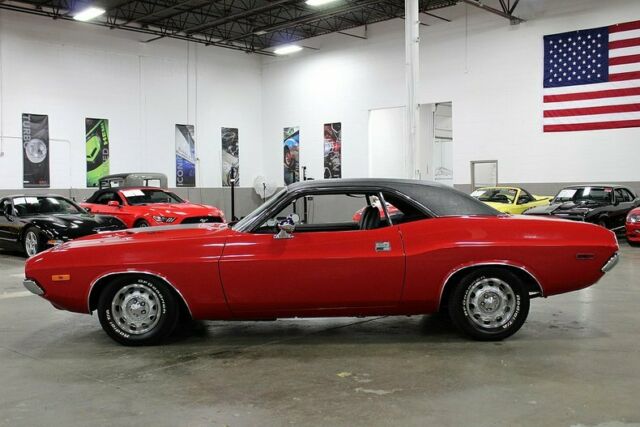 1972 dodge challenger 808 miles red coupe 440 automatic