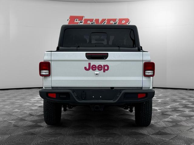 2023 jeep gladiator sport s