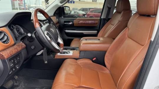 2015 toyota tundra platinum