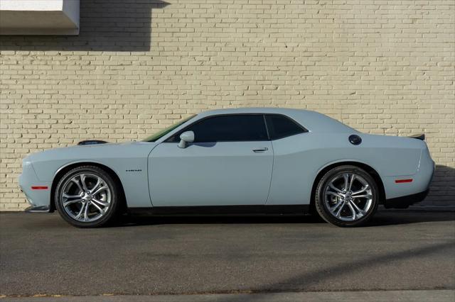 2022 dodge challenger r/t