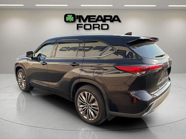 2021 toyota highlander hybrid platinum