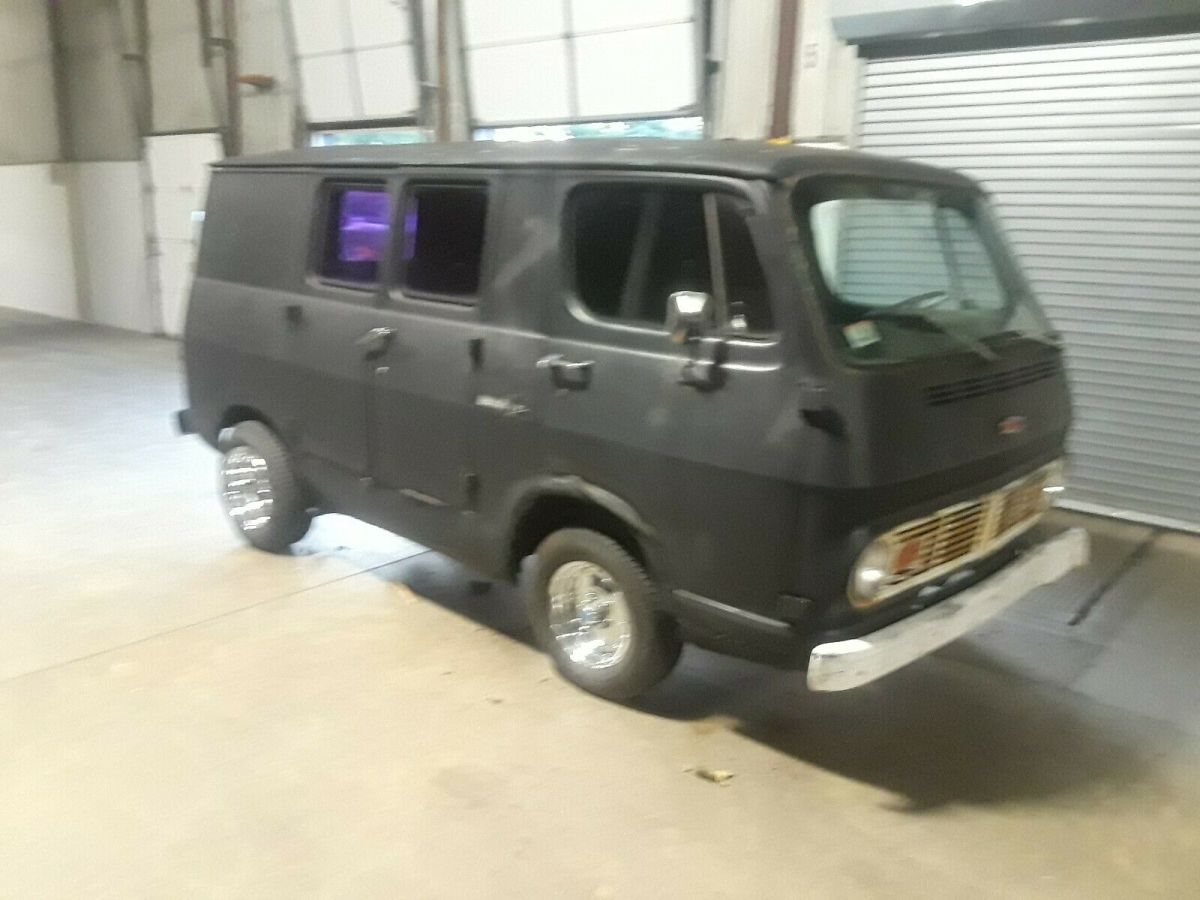chevy g10 van short box