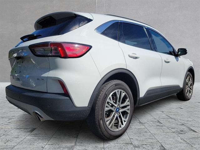2022 ford escape sel