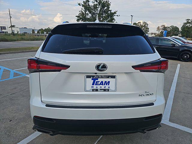 2021 lexus nx 300 base