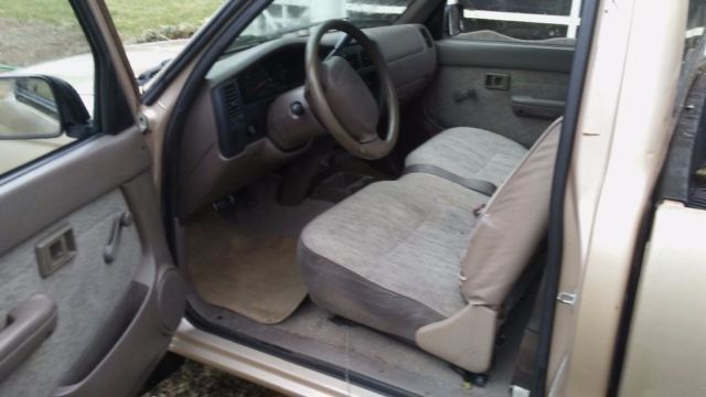 toyota tacoma truck