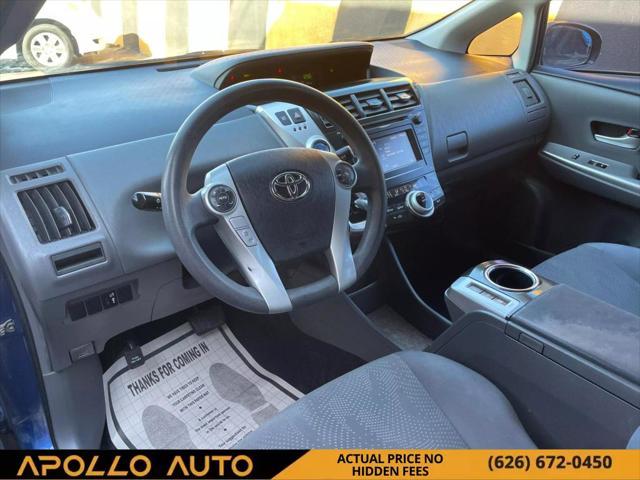 2014 toyota prius v two