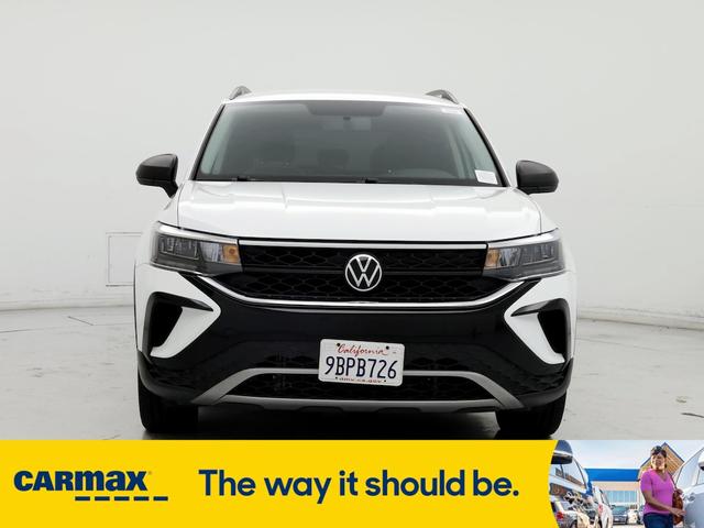 2022 volkswagen taos s