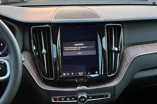 2023 volvo xc60 b5 plus bright theme