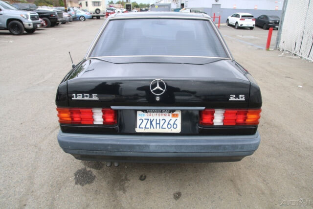 (omr) 1992 mercedes-benz 190e 6 cylinder 2.6l automatic no reserve