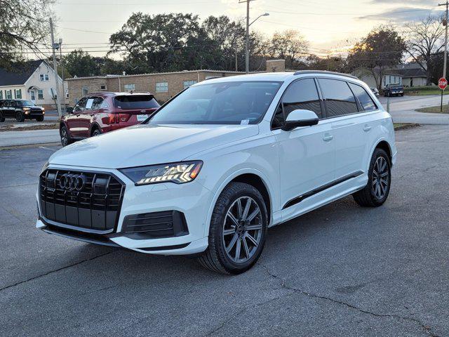 2023 audi q7 45 premium plus