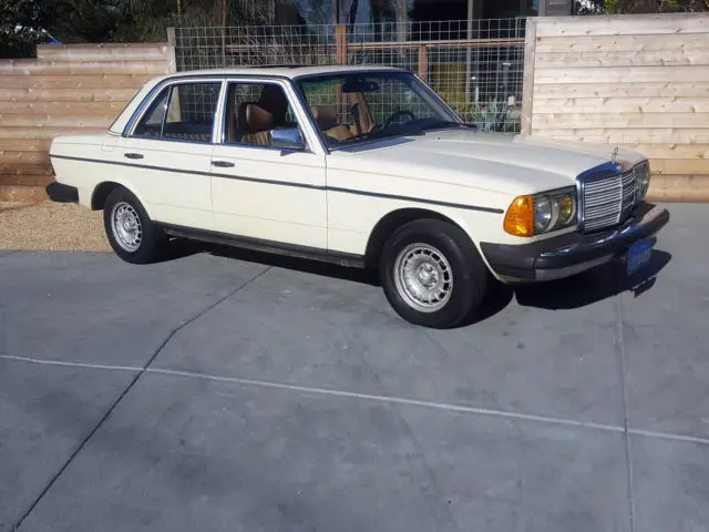 nice original classic 1982 mercedes benz 300d turbodiesel 116k miles! no reserve