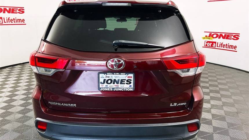 2018 toyota highlander le