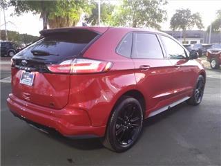 2022 Ford Edge st-line